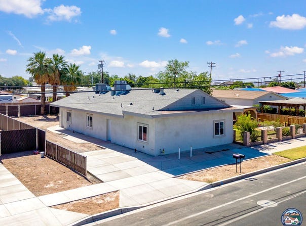 388 N Palm Ave, Brawley, CA 92227