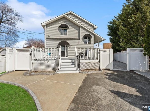70 Coger, Saddle Brook, NJ 07663