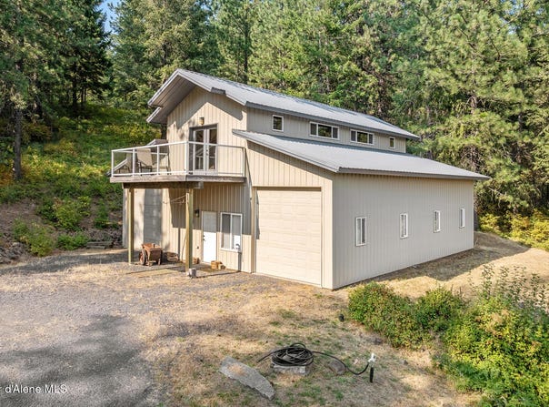 8142 W Ben Pointe Rd, Worley, ID 83876