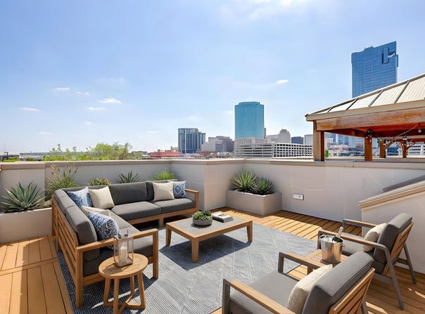 714 E 1st Street, Fort Worth, TX 76102