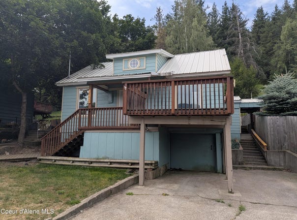 611 W Park Ave, Kellogg, ID 83837