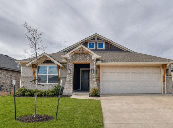 365 Pleasant View, Harrah, OK 73045