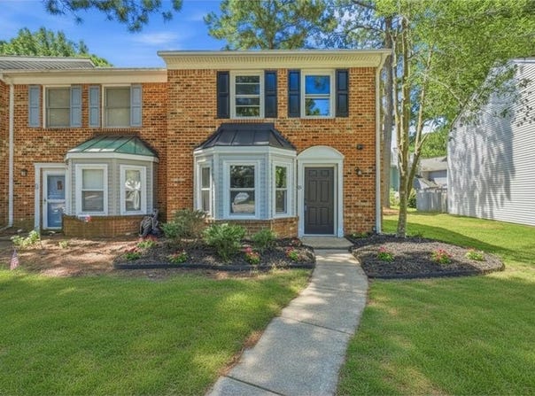 25 Corwin Circle, Hampton, VA 23666