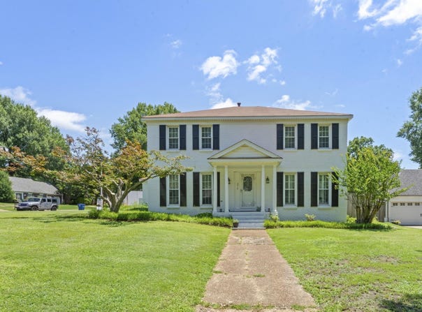 2218 RIVERDALE Rd, Germantown, TN 38138