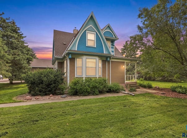 602 highway 25, De Smet, SD 57213