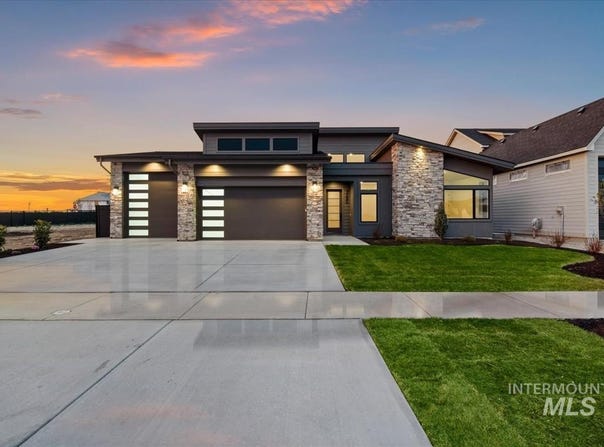 7290 W Bed Mill St, Eagle, ID 83616