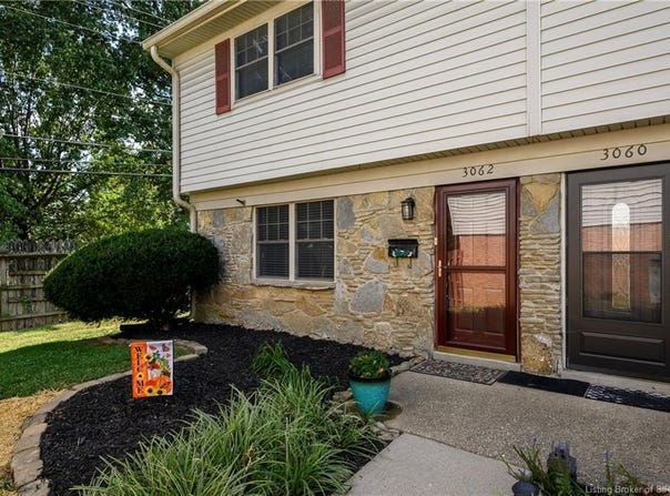 3062 Wooded Way, Jeffersonville, IN 47130