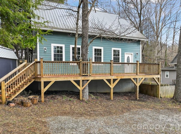 155 N Fork Road, Black Mountain, NC 28711