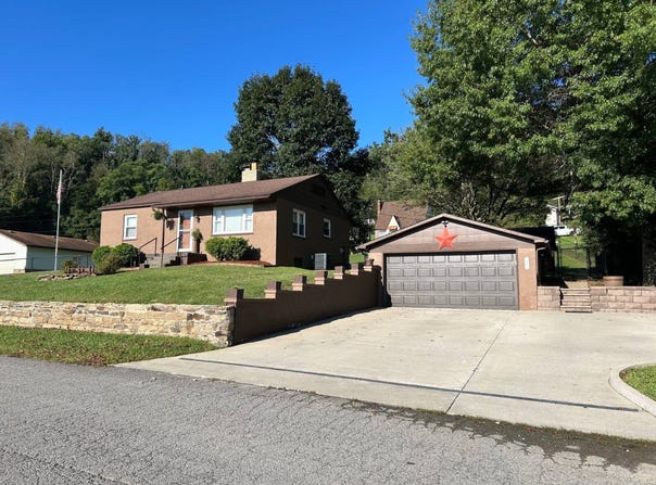 205 Moritz Ave, Grafton, WV 26354