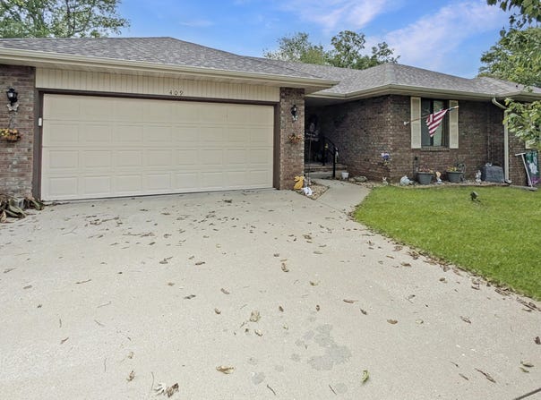 409 N Kyle Avenue, Republic, MO 65738