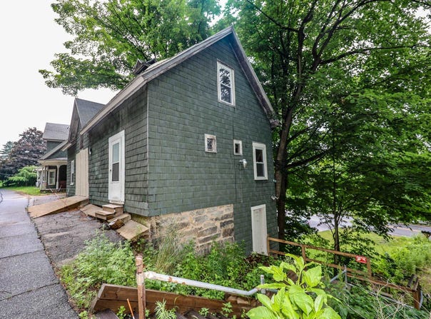449 W. River Road, Hooksett, NH 03106