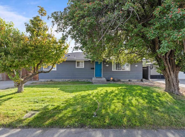 1751 N 24TH AVE, Pasco, WA 99301