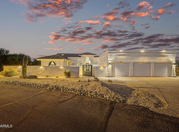 18942 E MOUNTAINAIRE Drive, Rio Verde, AZ 85263
