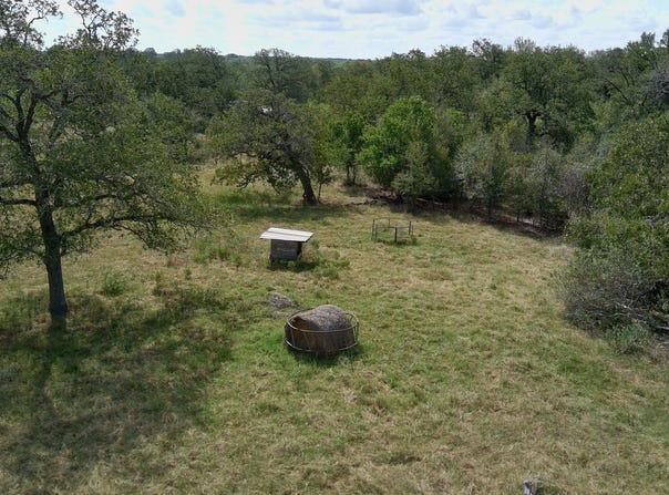 39 AC Dowdy, Kingsbury, TX 78638