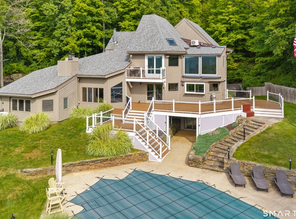 14 Vermillion Drive, Avon, CT 06001