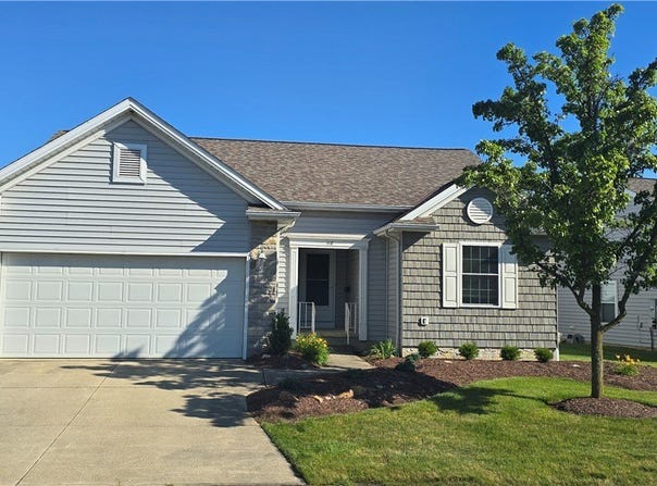 118 Gleneagle Drive, Elyria, OH 44035