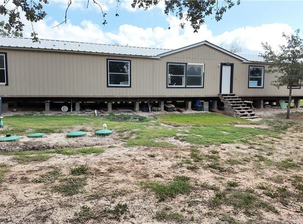 152 Chiero Lane, Seguin, TX 78155