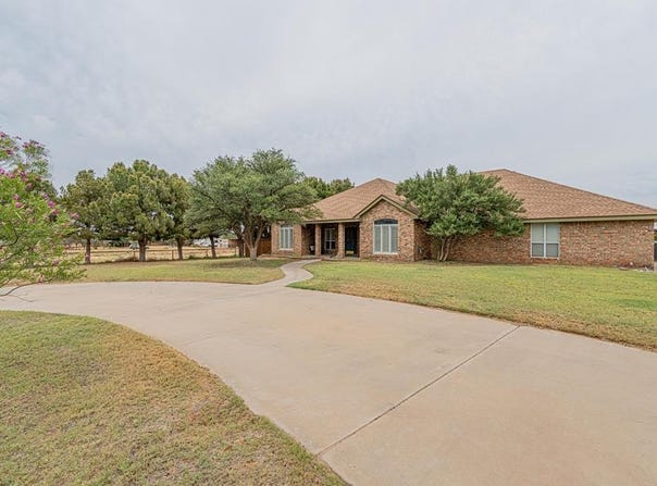 7101 E County Rd 110, Midland, TX 79706