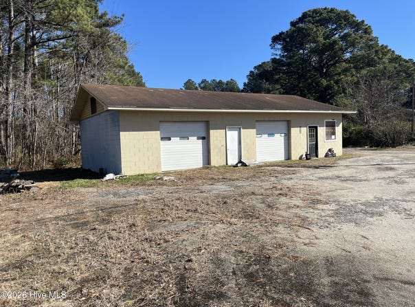 11820 Nc 211, Butters, NC 28320