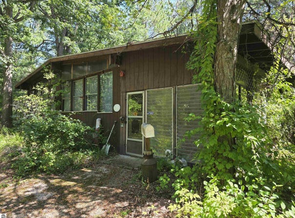 6202 Humphrey Drive, Hale, MI 48739