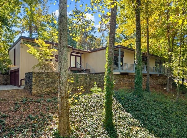 2979 Ridge Valley Road NW, Atlanta, GA 30327