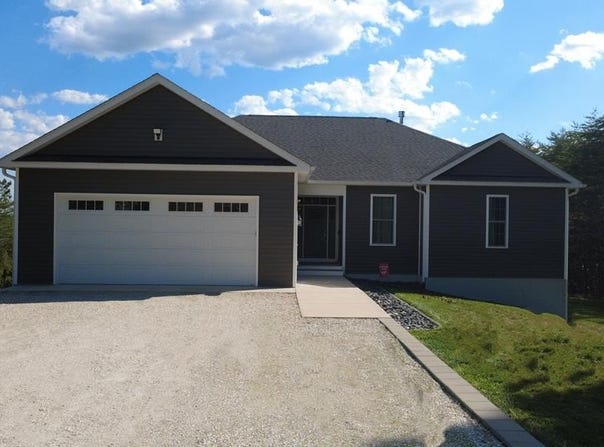 5400 Richmond Highway, Gladstone, VA 24553