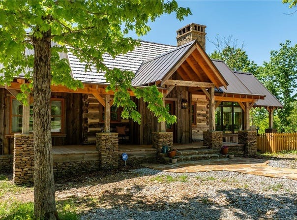 425 Barnhardt Road, Mountain View, AR 72680
