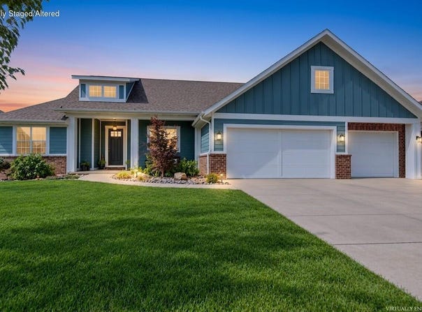 707 N Fox Hill Circle, Nixa, MO 65714