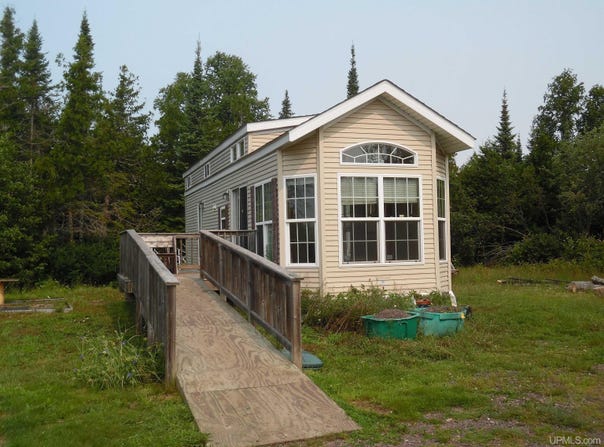 33978 RICE LAKE ROAD, LAKE LINDEN, MI 49945