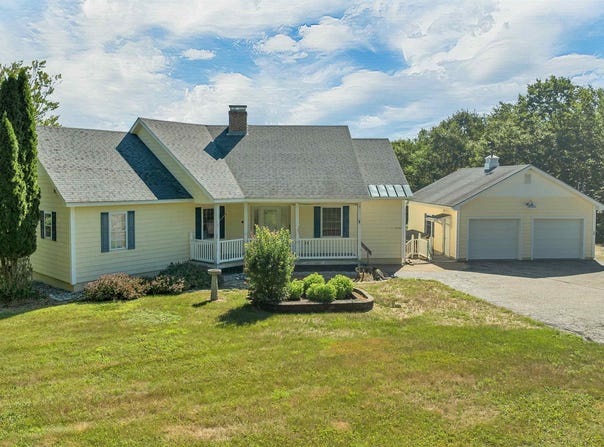 25 Upper Trask Mountain Road, Wolfeboro, NH 03894