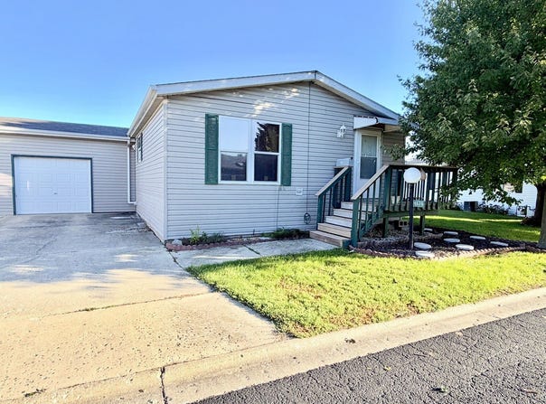 452B Meadowlark Circle, Sandwich, IL 60548
