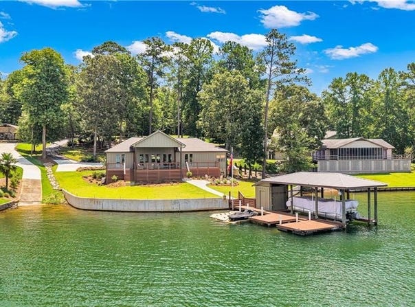 281 WINDOVER Lane, DADEVILLE, AL 36853