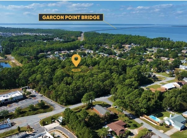 Portside Dr, Gulf Breeze, FL 32563