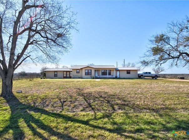 1017 US Highway 87, Smiley, TX 78159