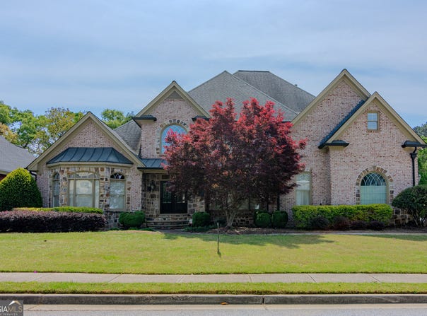 818 Natchez Valley Trace, Grayson, GA 30017