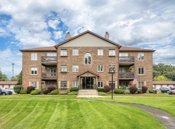 6413 Oak Forest Avenue, Tinley Park, IL 60477