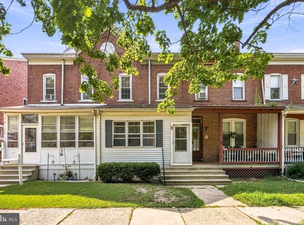 43 2ND Avenue, ROEBLING, NJ 08554