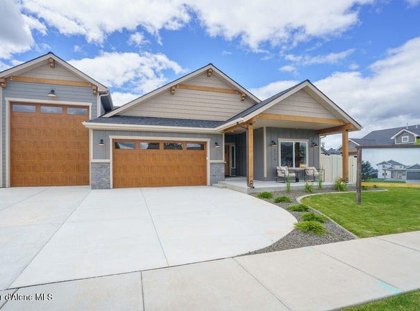 1141 W CORDGRASS Ave, Post Falls, ID 83854