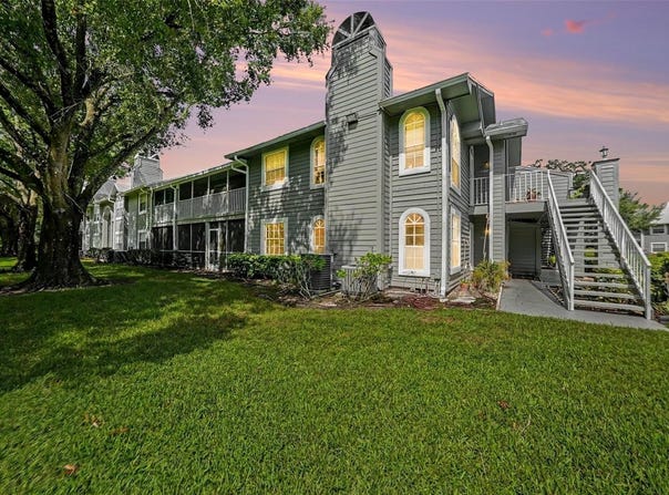 11805 SKYLAKE Place, TAMPA, FL 33617