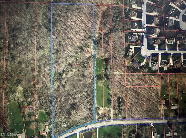 Shields Road, Canfield, OH 44406