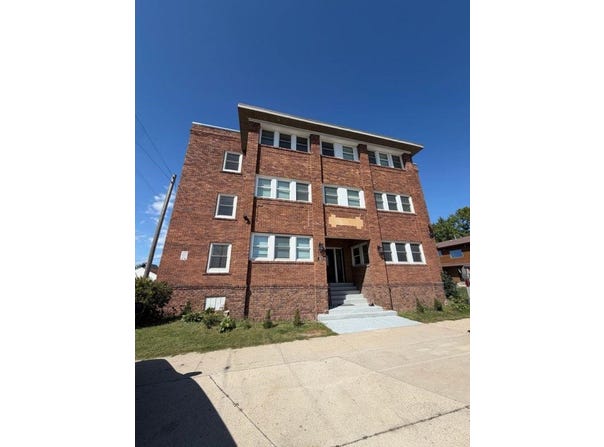 810 7th Street, Sheldon, IA 51201