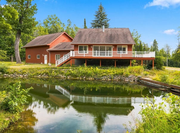 4905 Modoc Road, Indian River, MI 49749