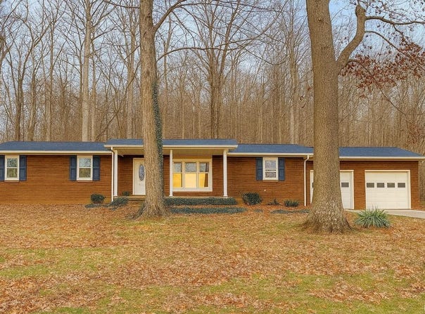 2990 Carleton Road, Bristow, IN 47515