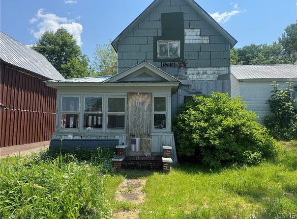 22 Elm Street E, Newton Falls, NY 13666