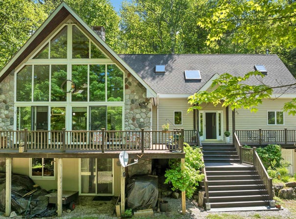 155 Fox Run Road, Stoddard, NH 03464