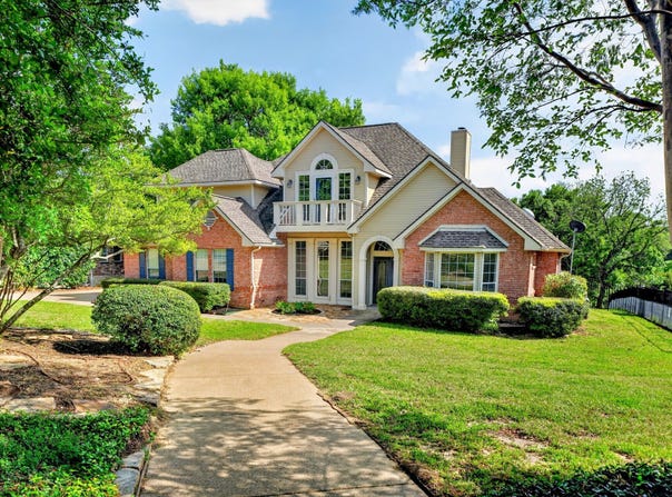 137 Shepherds Glen Road, Heath, TX 75032