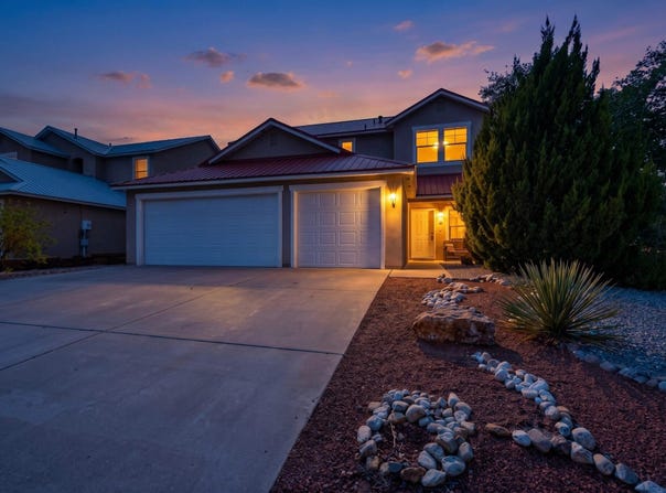 401 Minturn Loop NE, Rio Rancho, NM 87124