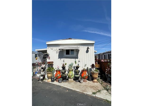 14890 Perris, Moreno Valley, CA 92553