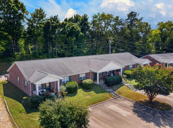 124 Hackberry Way, Dandridge, TN 37725
