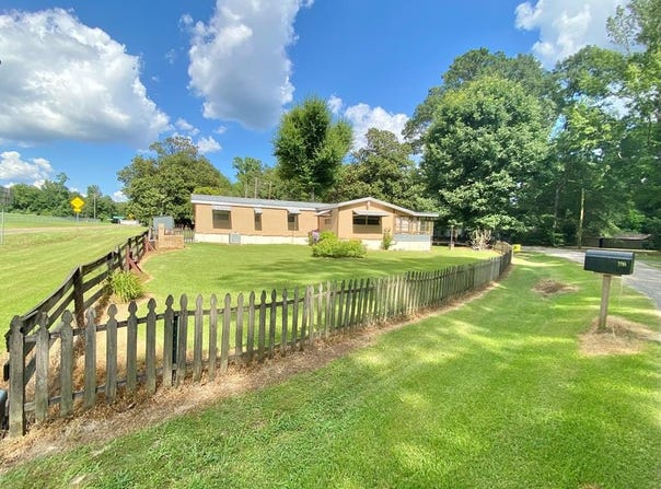 127 Lakeshore Circle, Hemphill, TX 75948